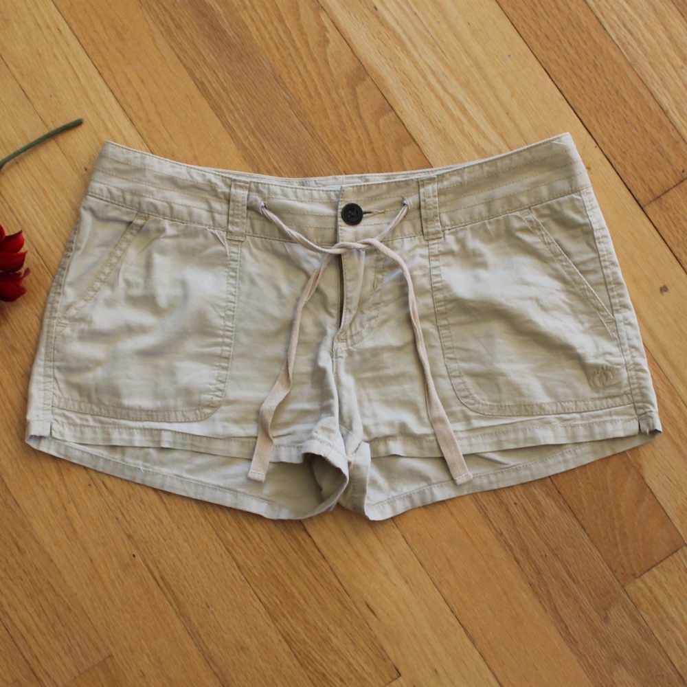 Hang Ten Tan Shorts Size 0